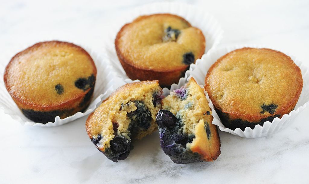 gluten-free-blueberry-muffins