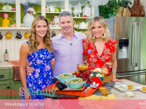 Debbie Matenopoulos is joined by guest co-host and Hallmark star Jill Wagner. WNBA All-Star and 